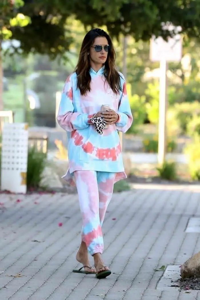 Alessandra Ambrosio in Tie-dye Sweats Runs Out for Groceries