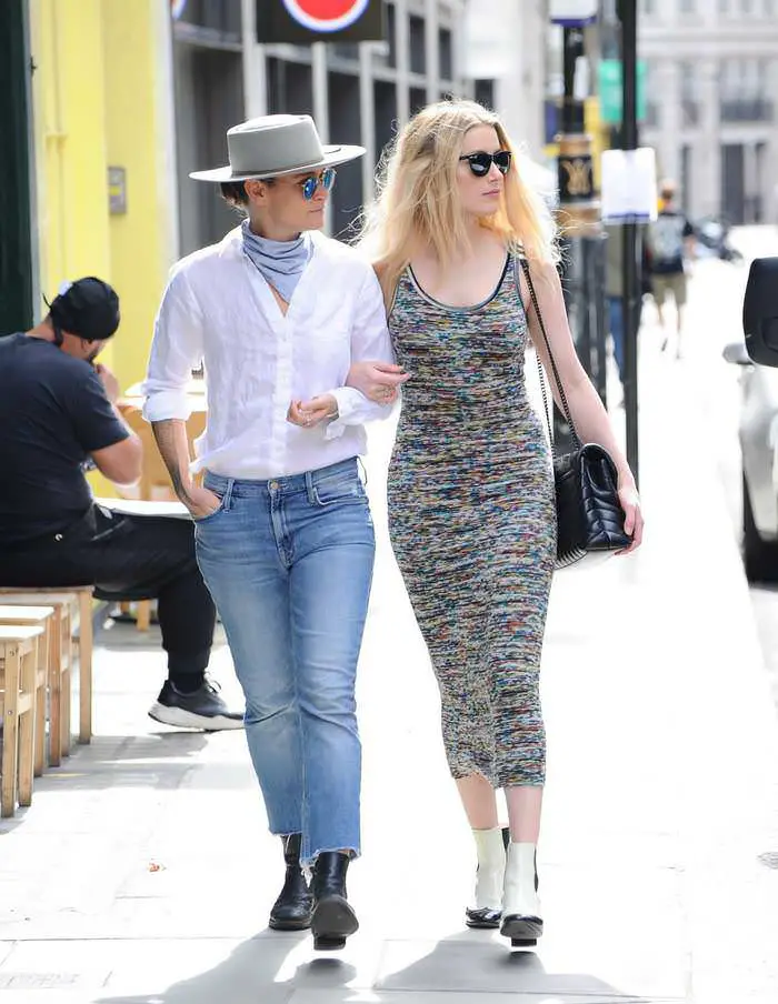 amber heard walks with her gf after 13 million libel trial with johnny depp 2
