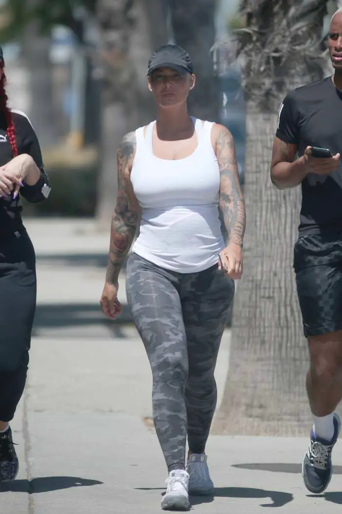 Amber Rose Out With Fiends in Studio City