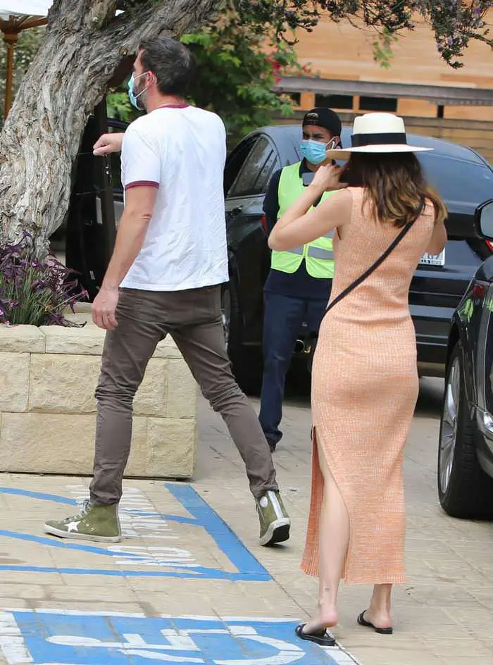 ana de armas out in chic maxi dress on a lunch date with affleck 3
