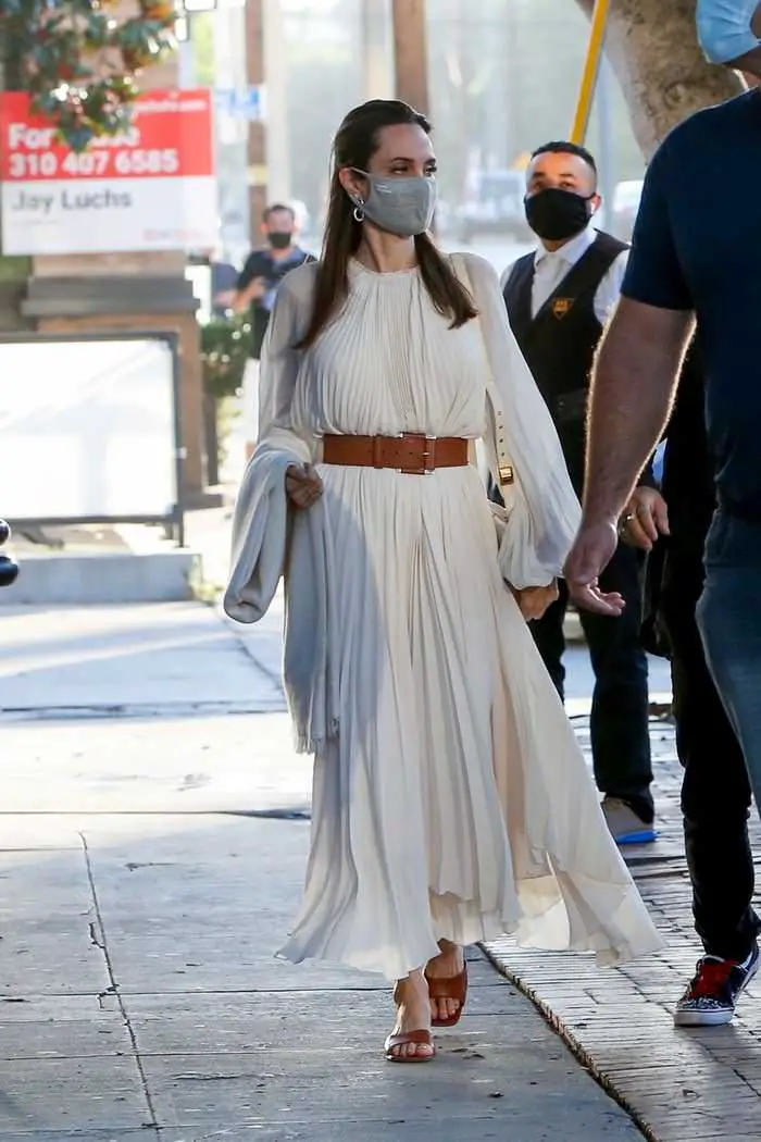 angelina jolie looks divine in cream dress as she steps out for lunch 2