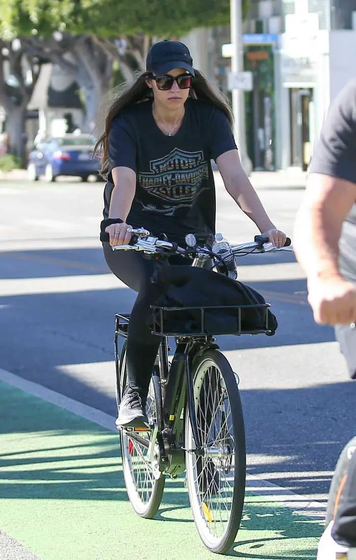 Christina Schwarzenegger Enjoys a Bike Ride with her Brother and Father