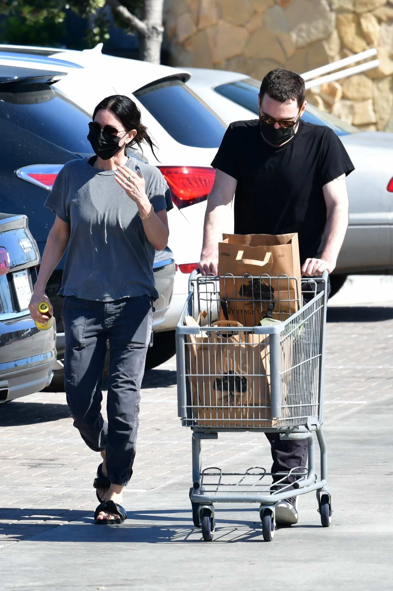Courteney Cox and Johnny McDaid in Grocery Shopping