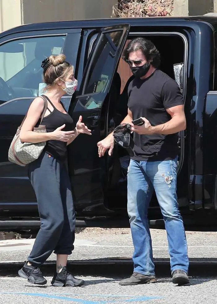 denise richards and aaron phypers out to grab food in malibu 1