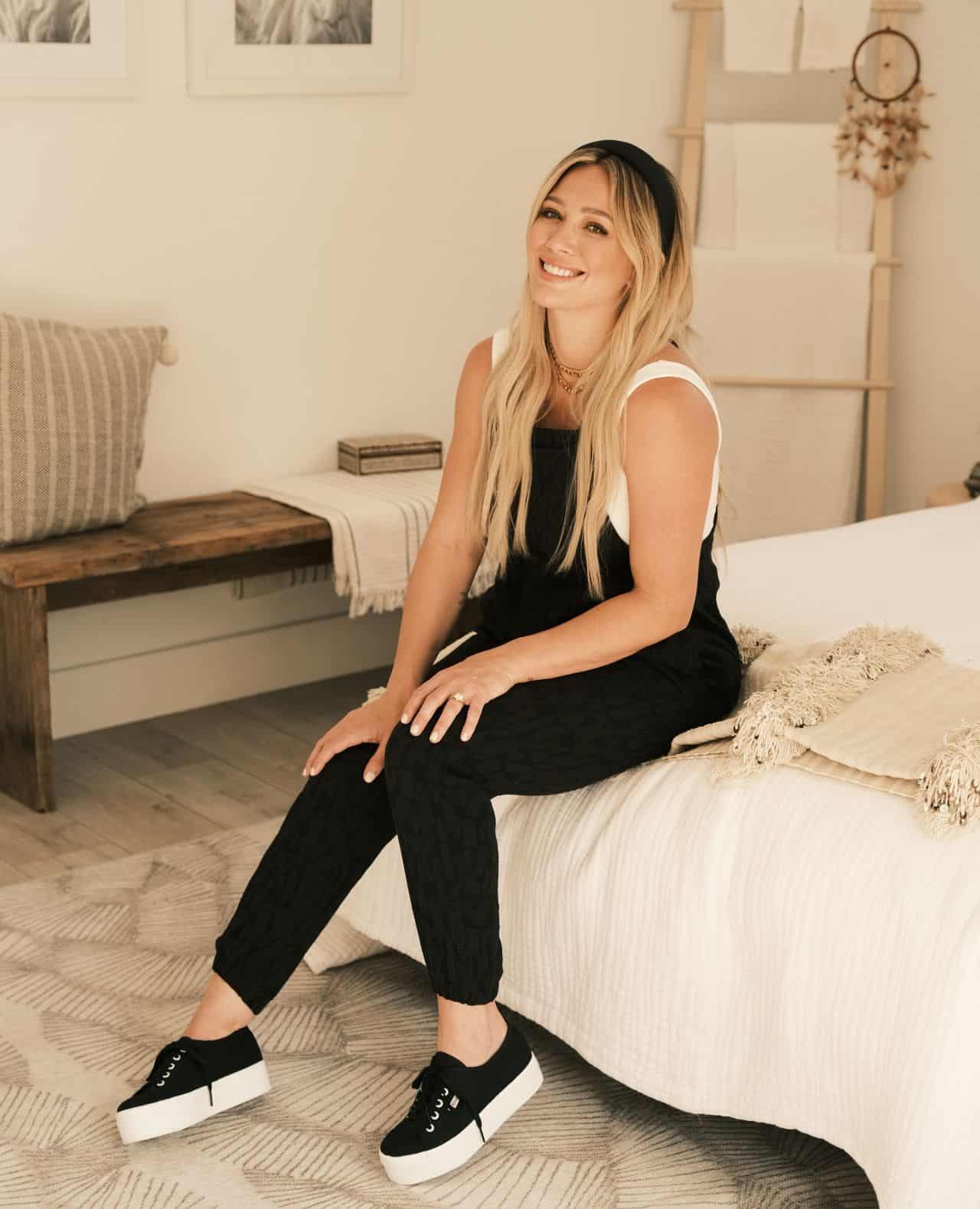 hilary duff posing for smash plus tess collection 2021 4