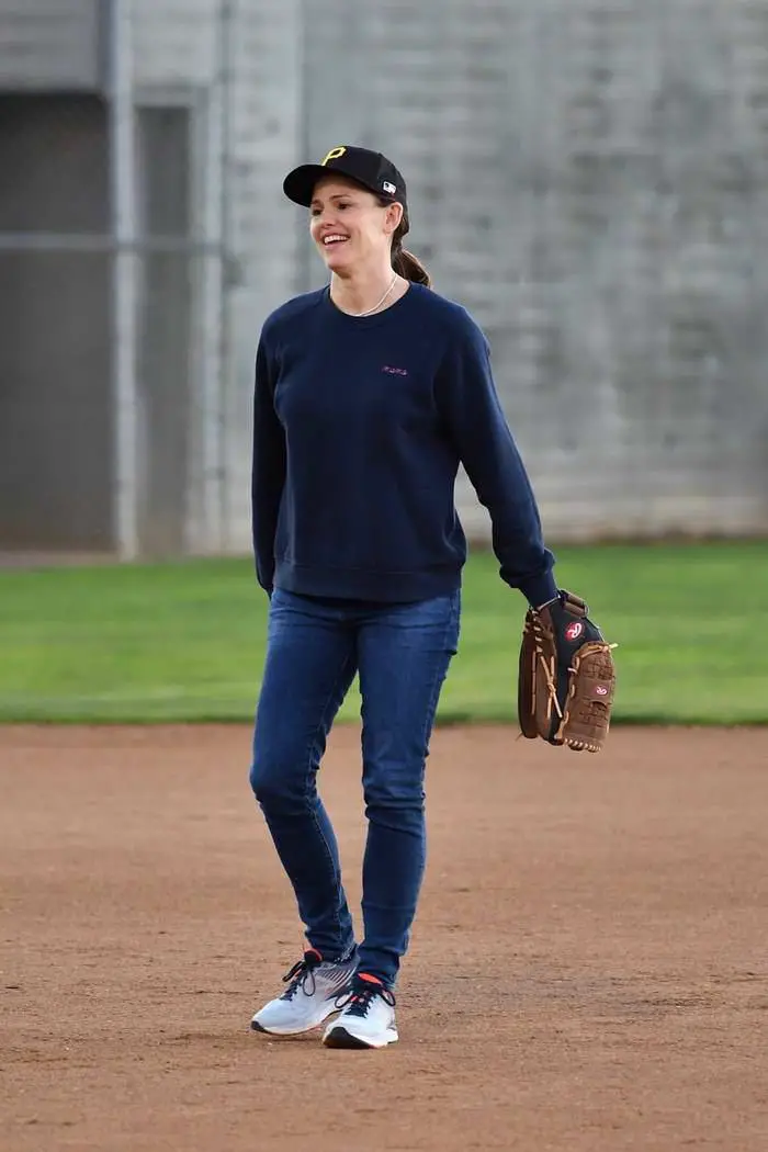 Jennifer Garner Playing Baseball With Her Son in Los Angeles