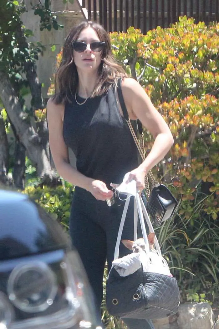 katharine mcphee stepped out to run some errands in la 2