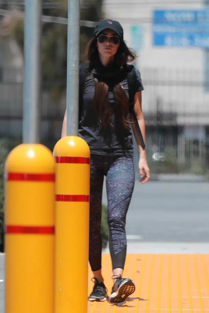 megan fox heads to a pharmacy in her athletic wear in calabasas 3