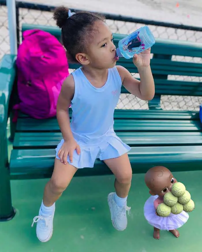 serena williams daughter looked just like her mom during her tennis lesson 1