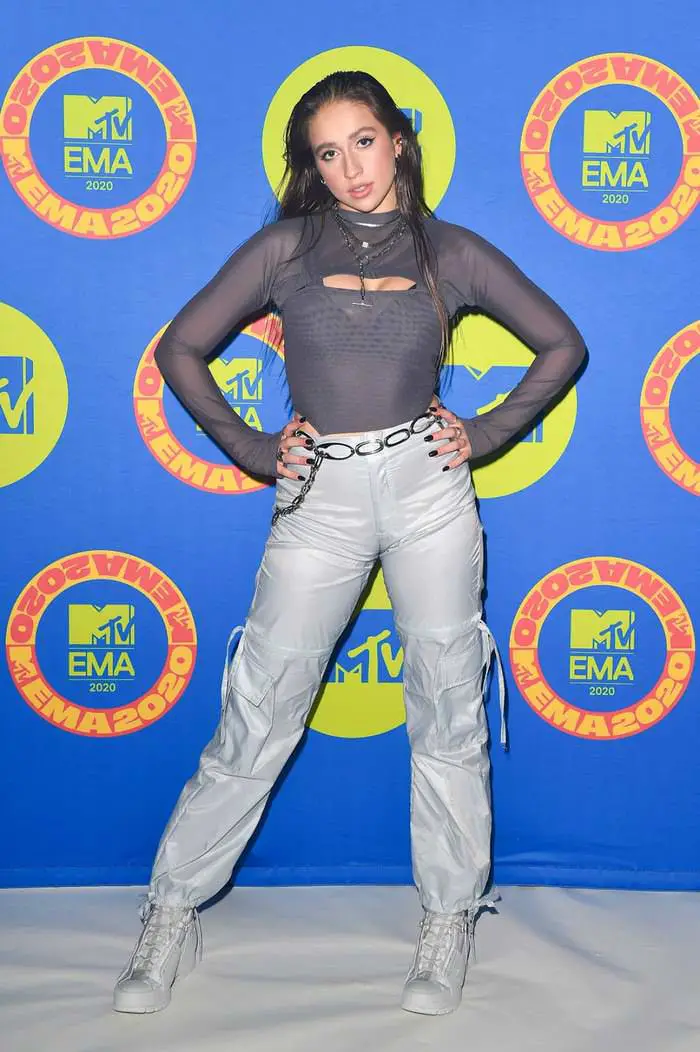 Tate McRae Looked Chic at the 2020 MTV EMA in London