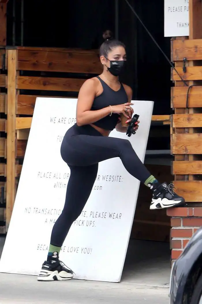 vanessa hudgens brandished her stunning figure as she headed to the gym 1