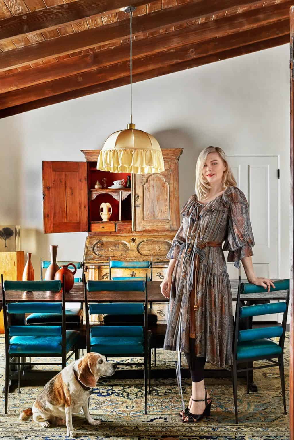 Kirsten Dunst Posing for Architectural Digest October 2021