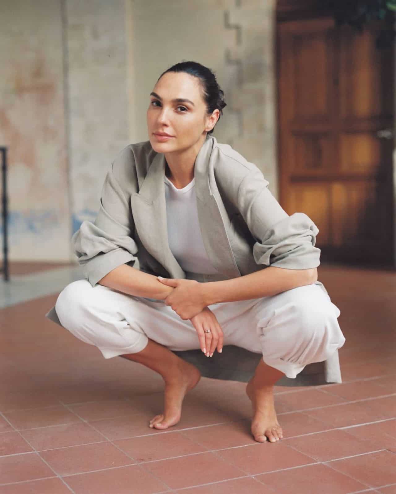 Gal Gadot Shared Photos from her New Photoshoot, November 2021