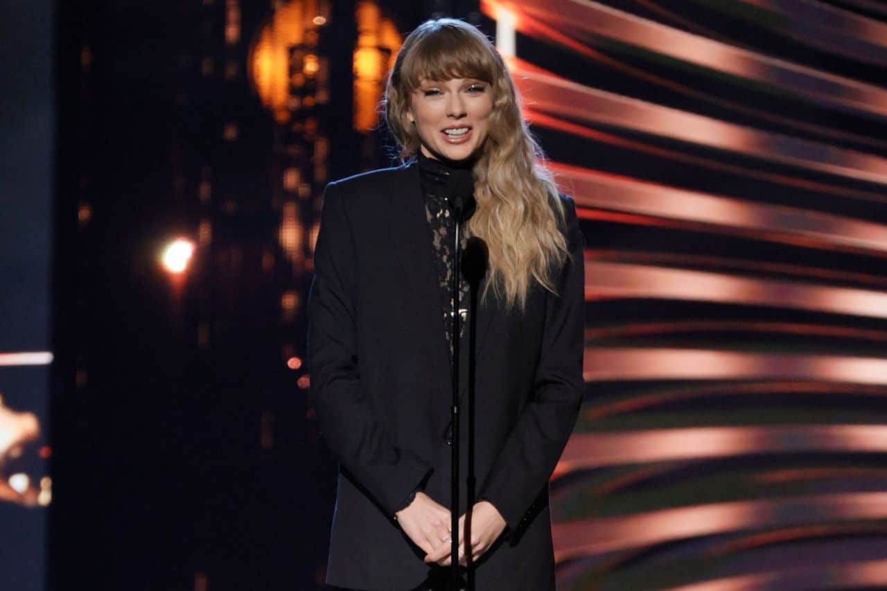 Taylor Swift Stuns in Lace Catsuit at the Rock & Roll Hall Of Fame Ceremony