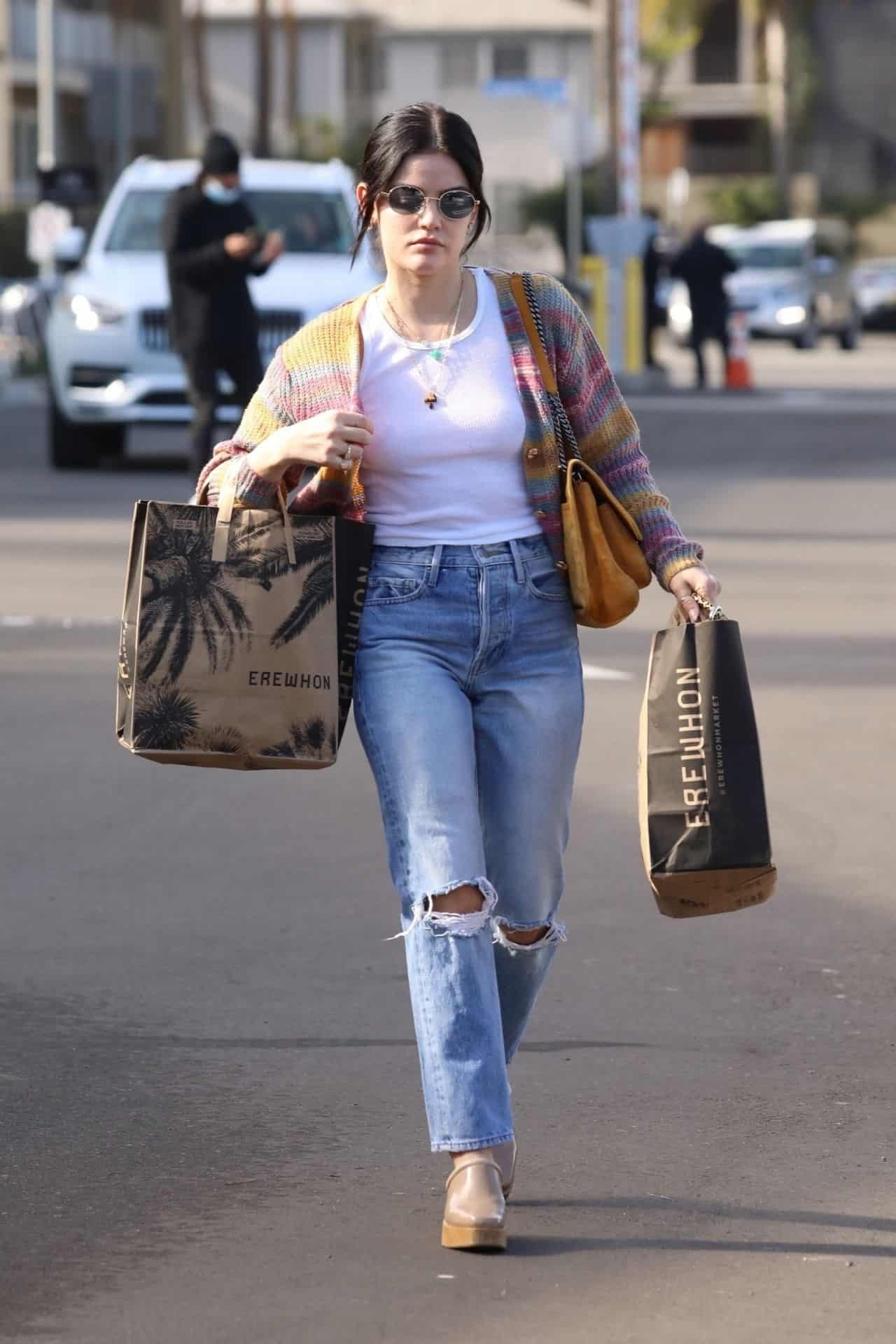 A Goes To On Erewhon Braless Hale Lucy Grocery Run Best Kaia Gerber