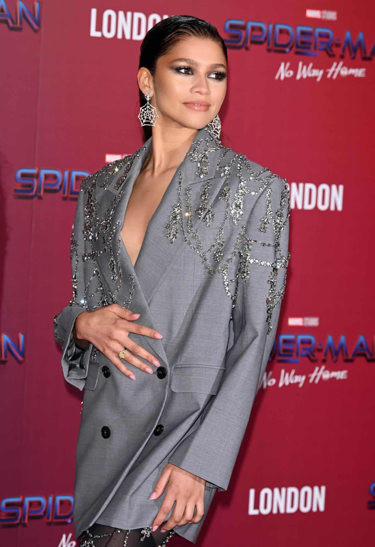 Zendaya Looked Chic at the “Spider-Man: No Way Home” Photocall in London