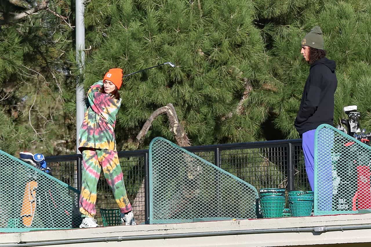 Vanessa Hudgens, Cole Tucker show off swings on golf date