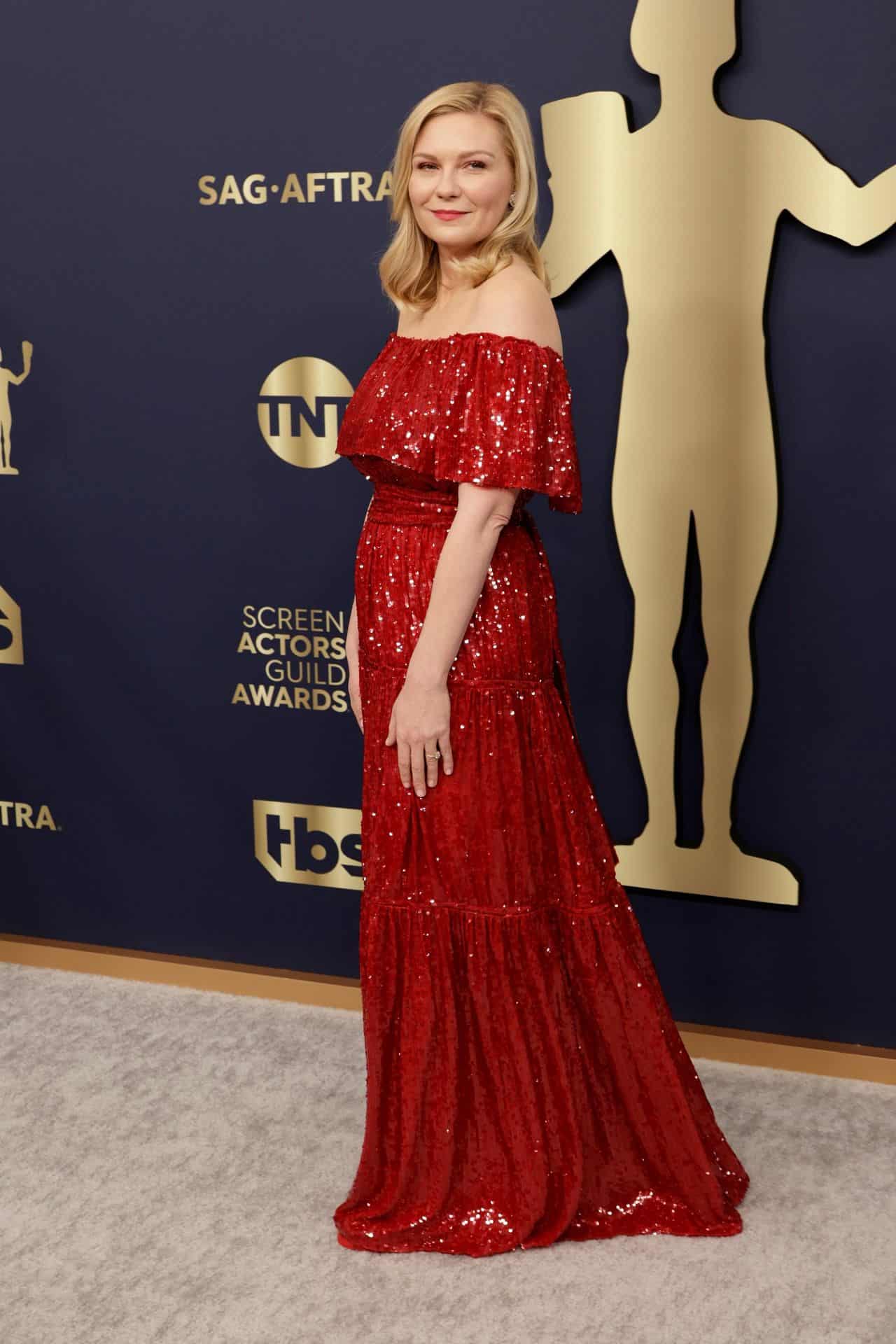 Kirsten Dunst Looks Stunning in a Sparkly Red Gown at the 2022 SAG Awards