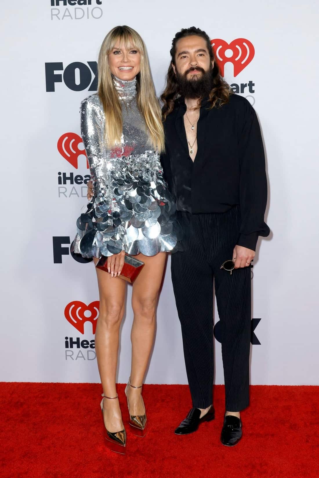 Heidi Klum Wore a Sparkly Silver Dress at the 2022 iHeartRadio Music Awards