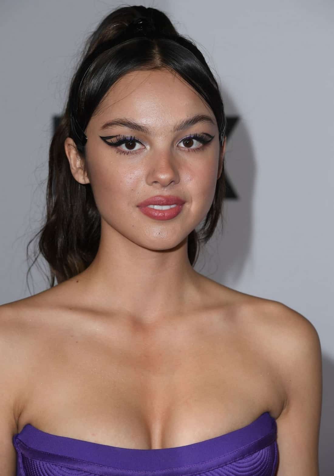 Olivia Rodrigo Was a Vision of Beauty at 2022 iHeartRadio Music Awards