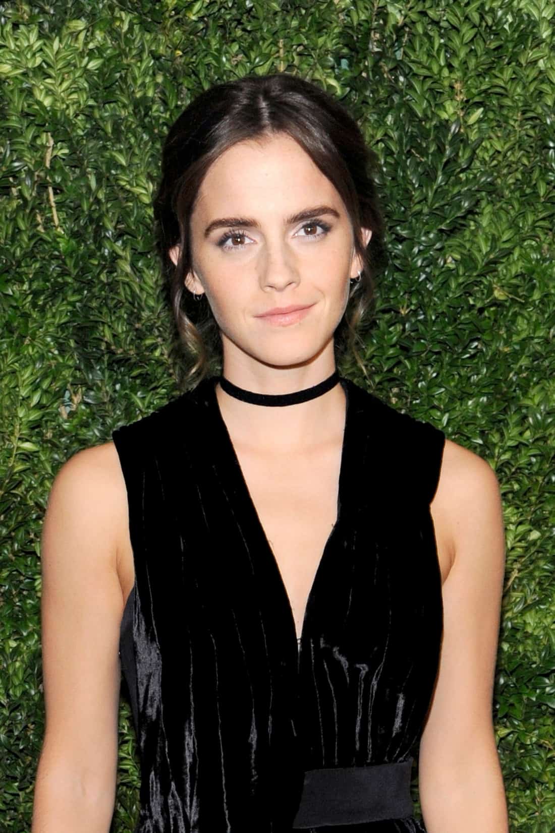 Emma Watson Stuns in a Chic Black Velvet Dress at the Benefit Gala in NYC