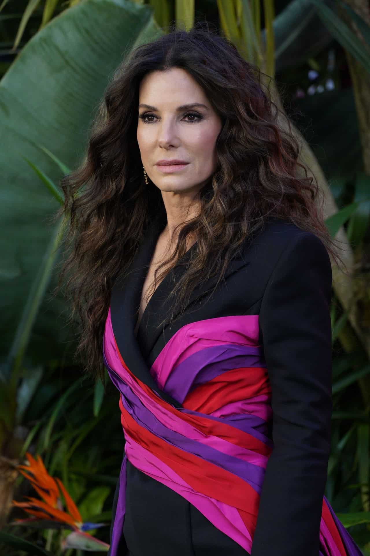 Sandra Bullock in a Chic Pantsuit at the "The Lost City" Premiere in the UK