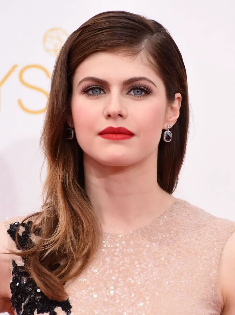 Alexandra Daddario Commanded Attention in Tight Dress at Emmy Awards