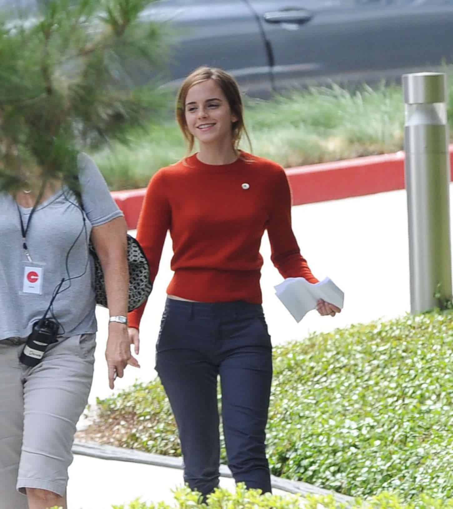 Emma Watson Looked Incredibly Beautiful on the Set of "The Circle" in LA