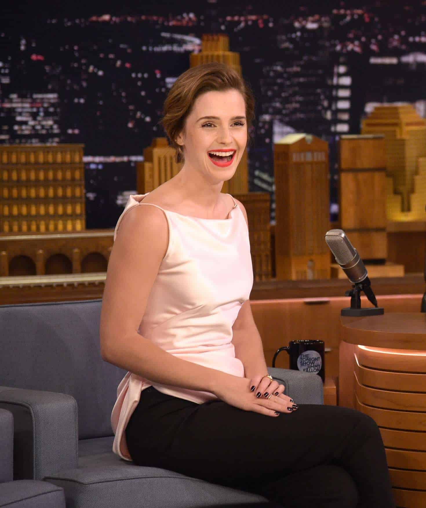 Emma Watson Talks About her Movie “Beauty and the Beast” with Jimmy Fallon