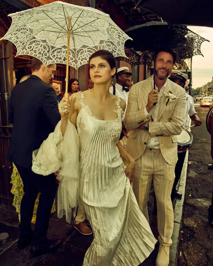 Alexandra Daddario Wore a Vintage-Inspired Gown to her Fairytale Wedding