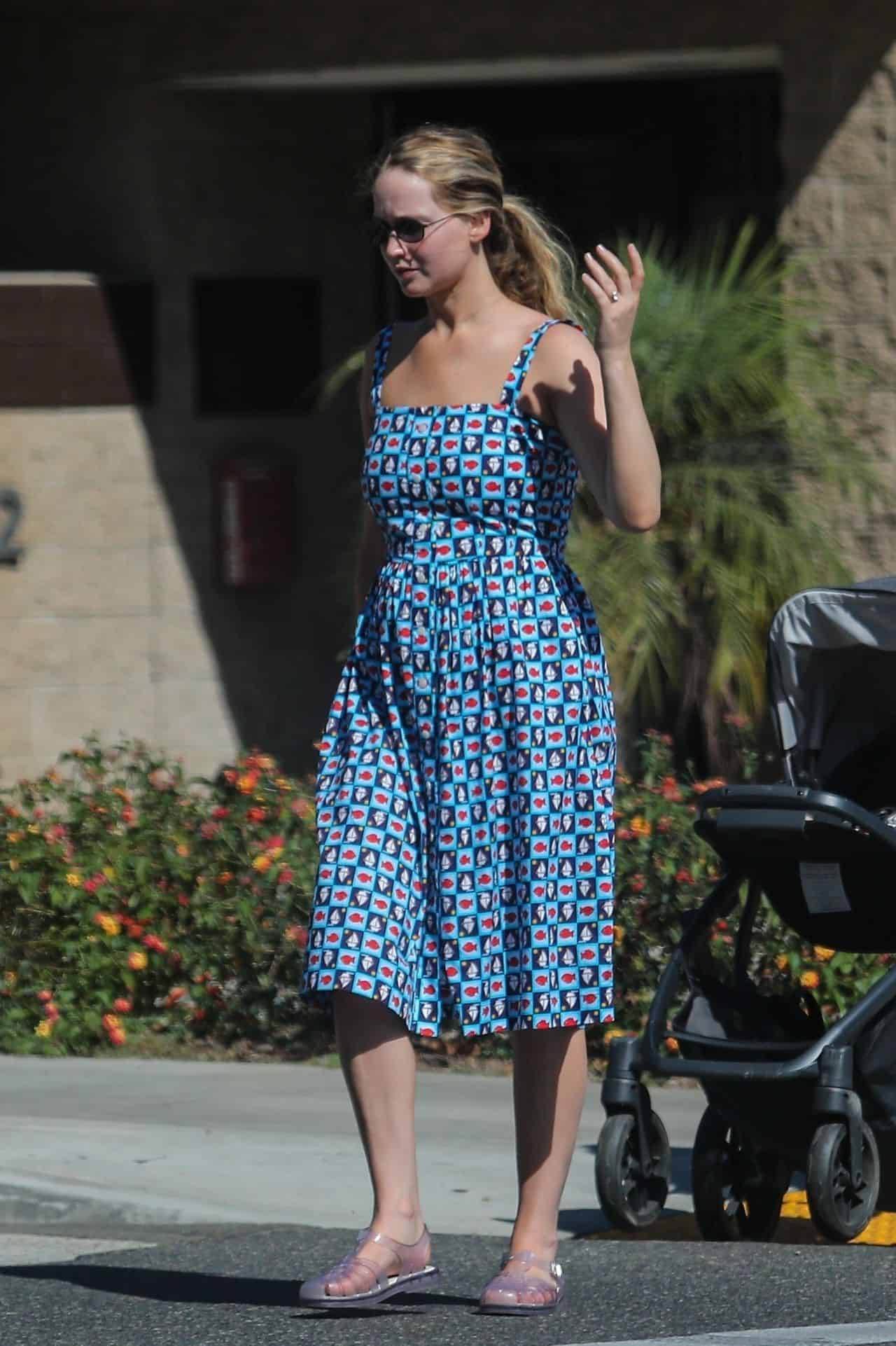 Jennifer Lawrence Wore a Blue Nautical Print Dress During House Hunting