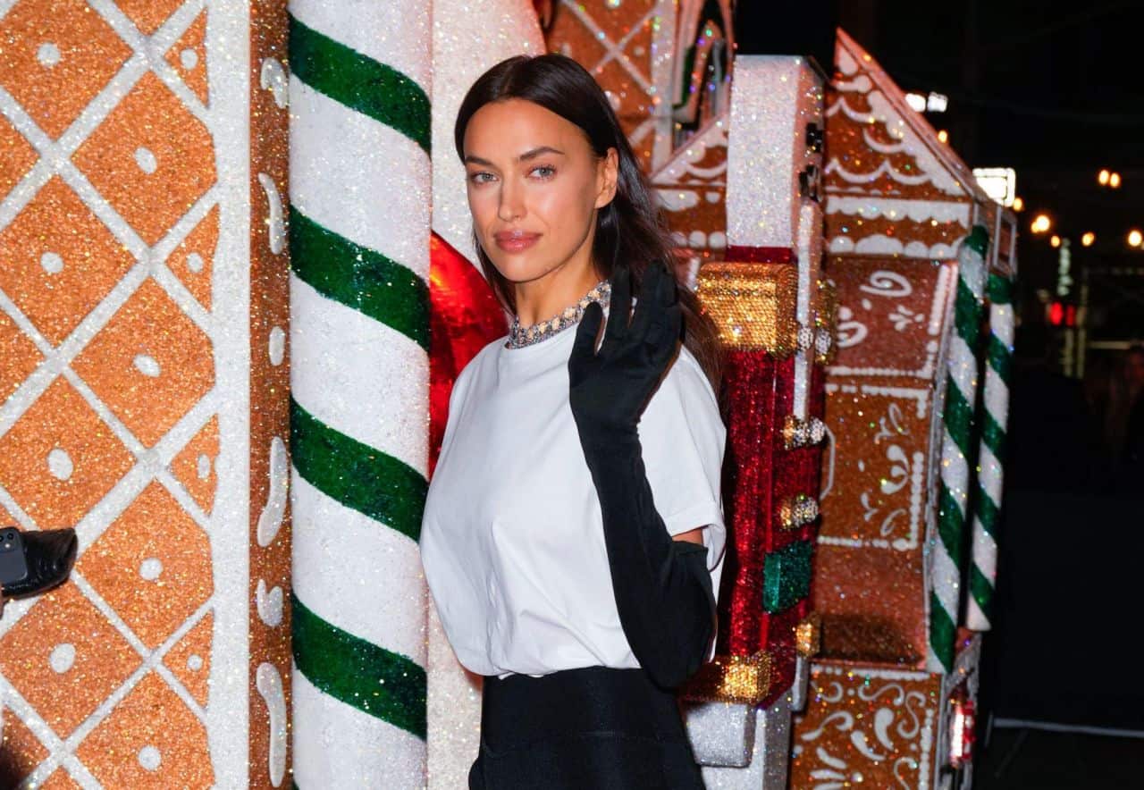 Irina Shayk Wears a Black Fitted Skirt at the Swarovski Holiday Event in NYC