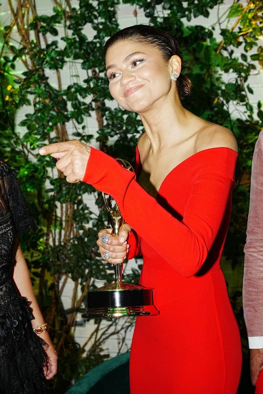 Zendaya Slipped Into a Bold Red Valentino Dress for the Emmy After Party