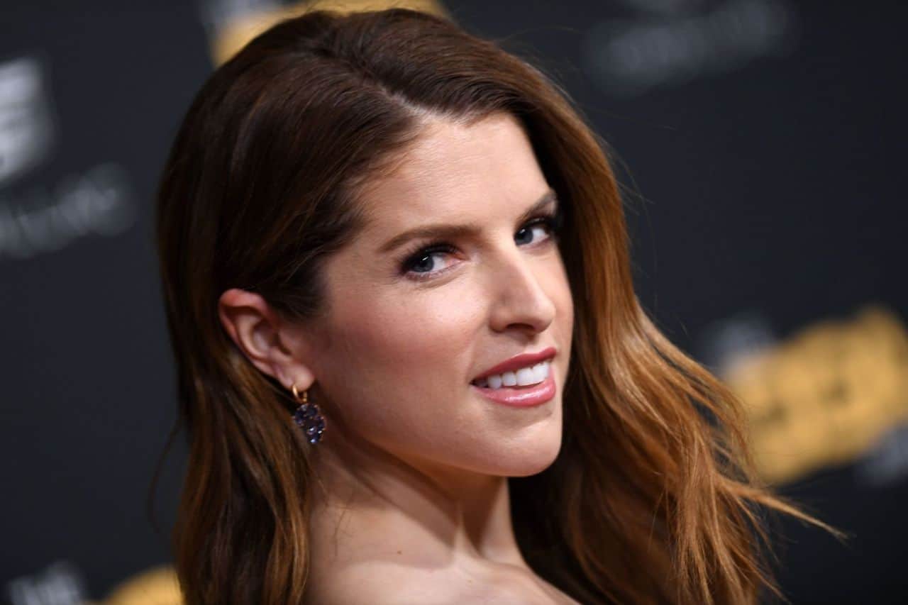 Anna Kendrick Posing at the 2023 DGA Awards in Beverly Hills