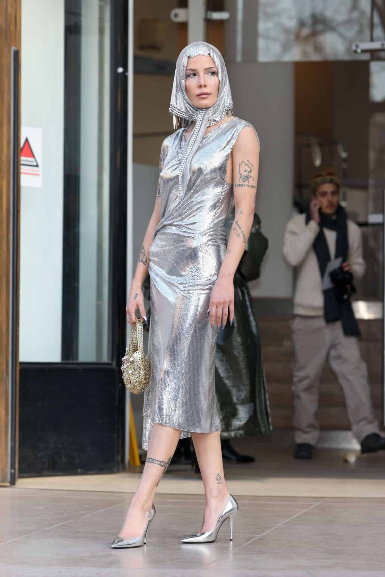 Halsey Attends Paco Rabanne's Fall 2023 Fashion Show in Paris
