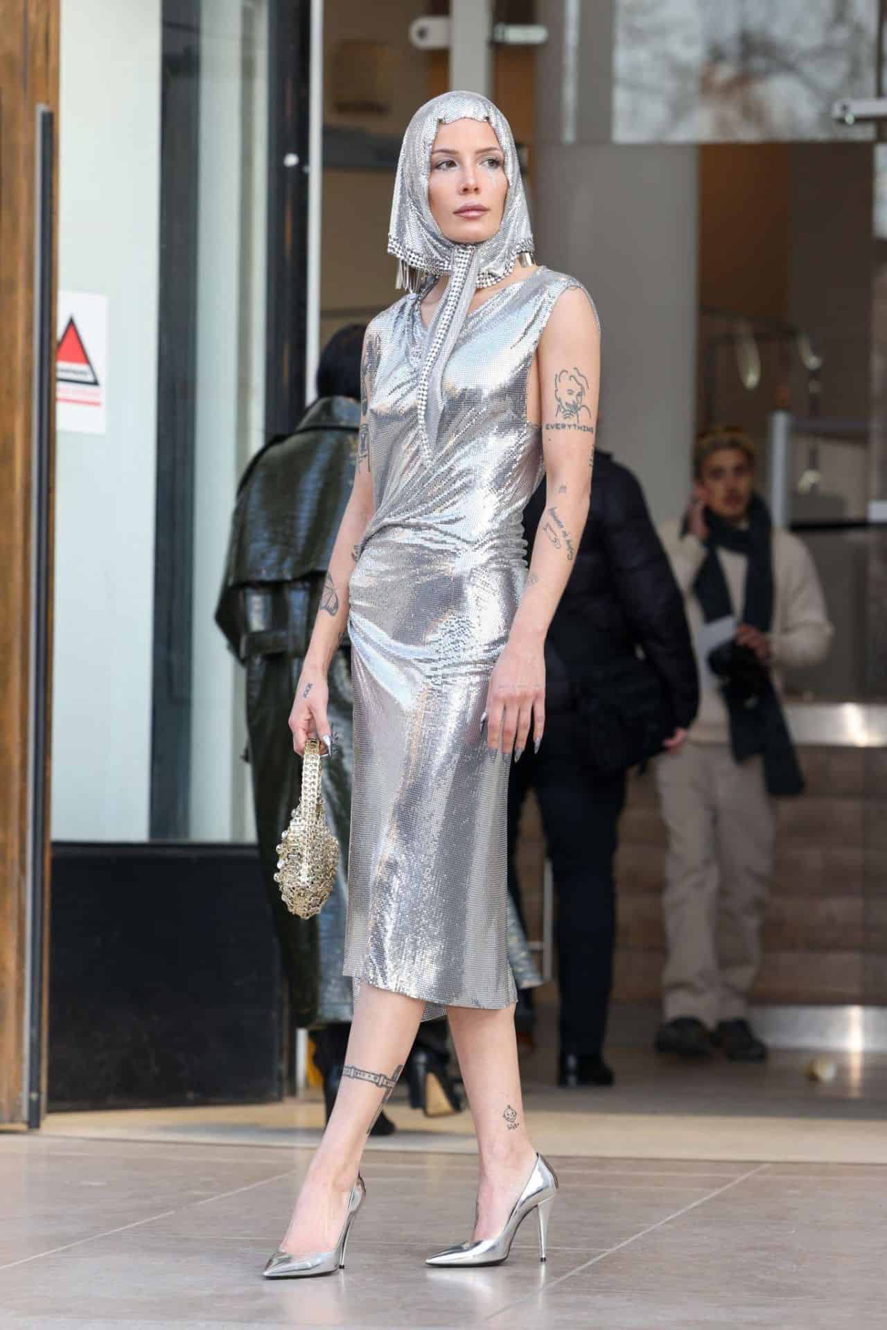 Halsey Attends Paco Rabanne's Fall 2023 Fashion Show in Paris