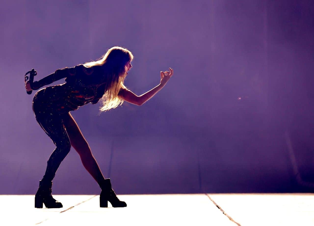 Taylor Swift Glows During her Performance at the Eras Tour in Glendale
