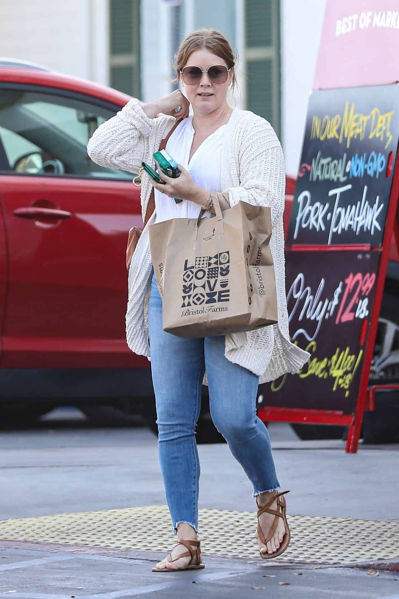 Amy Adams Sported an Effortlessly Chic Look for a Grocery Run