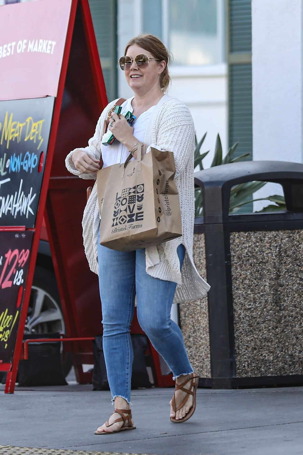 Amy Adams Sported an Effortlessly Chic Look for a Grocery Run