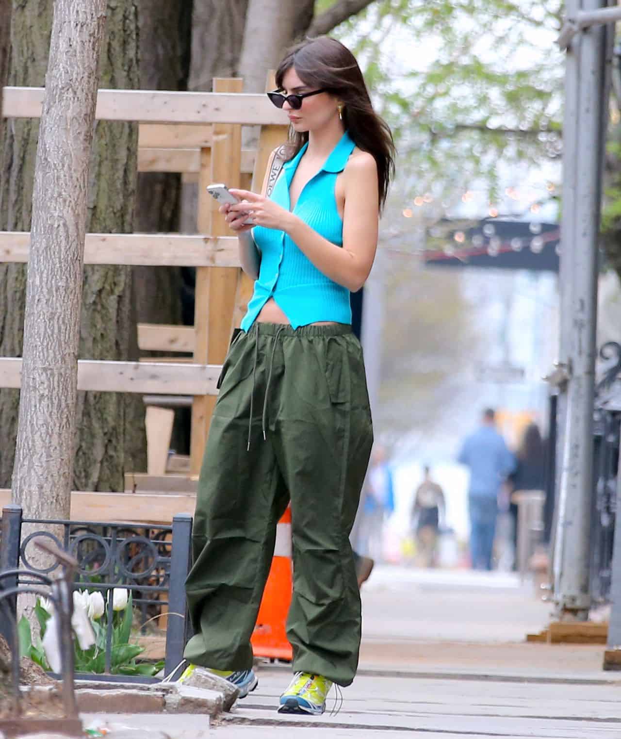 Emily Ratajkowski Shows Off Her Awesome Street Style in NYC