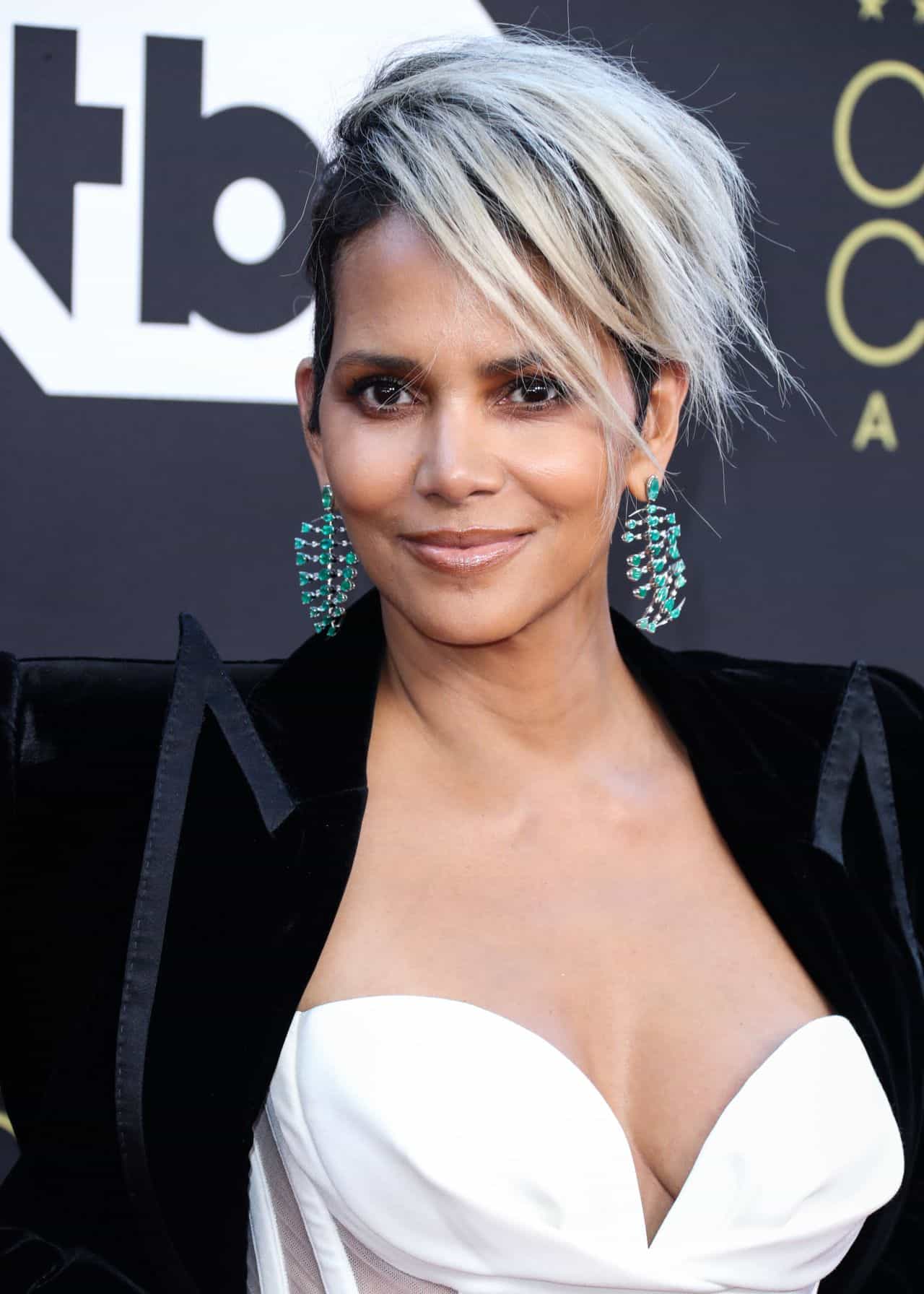 Halle Berry Posing in a Sheer Corset at the Critics' Choice Awards 2022