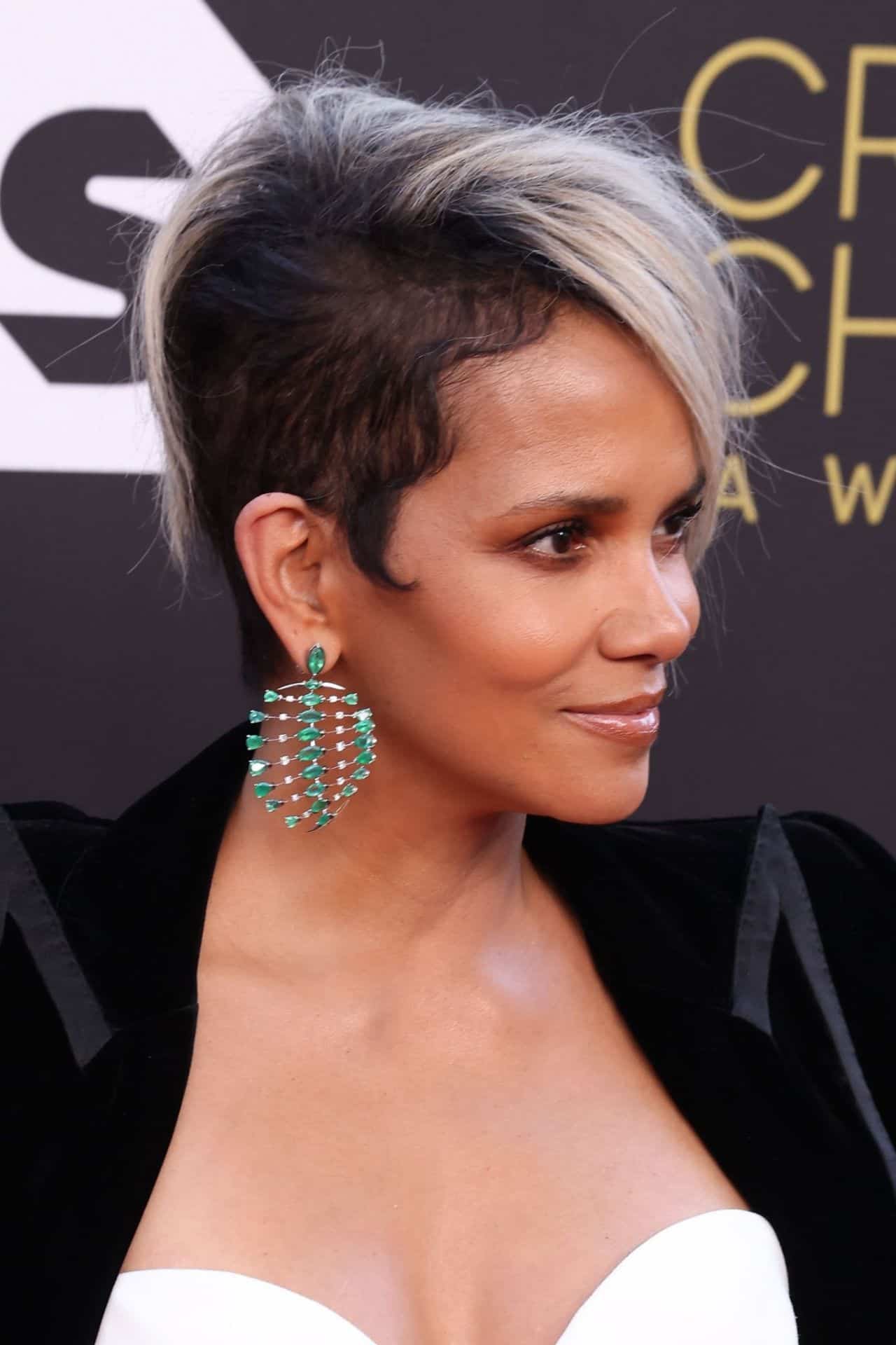 Halle Berry Posing in a Sheer Corset at the Critics' Choice Awards 2022