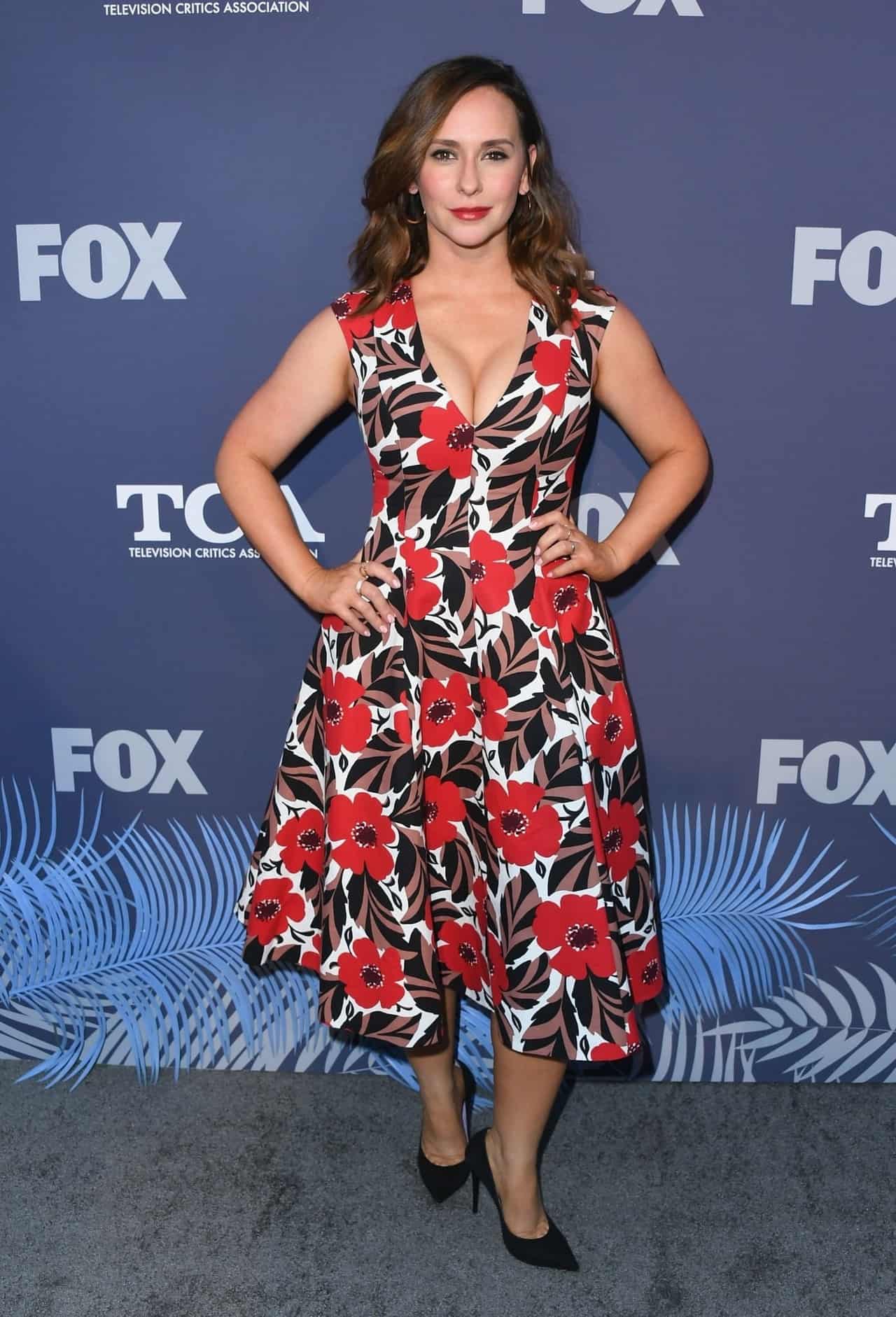 Jennifer Love Hewitt in Floral Dress at the FOX Summer TCA All-Star Party