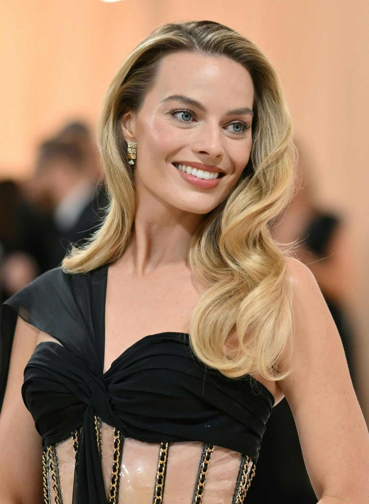 Margot Robbie Shines in Chanel's 1993 Dress at the 2023 Met Gala