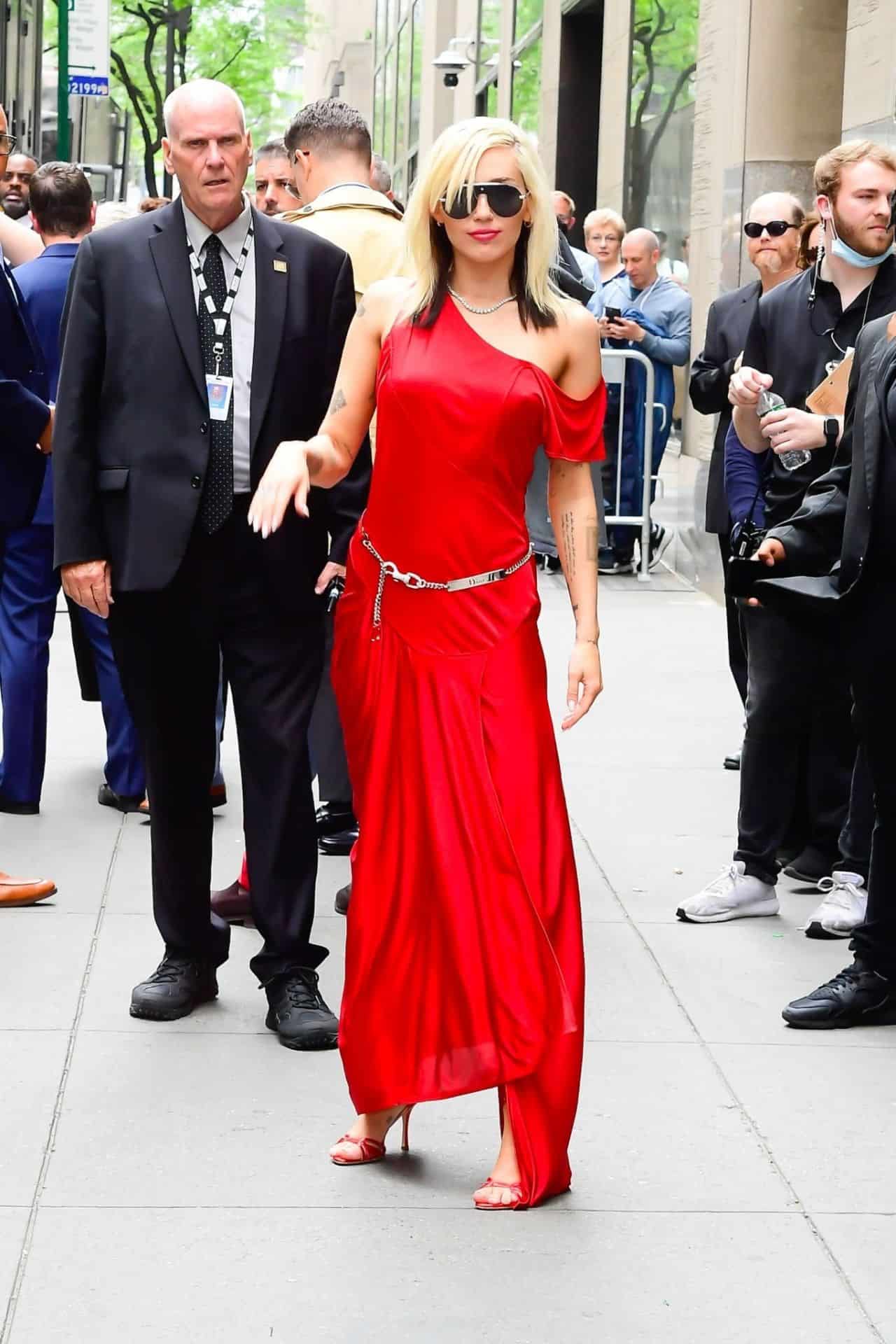 Miley Cyrus Looks Perfect in Red Dress During NBC Upfronts Press Tour