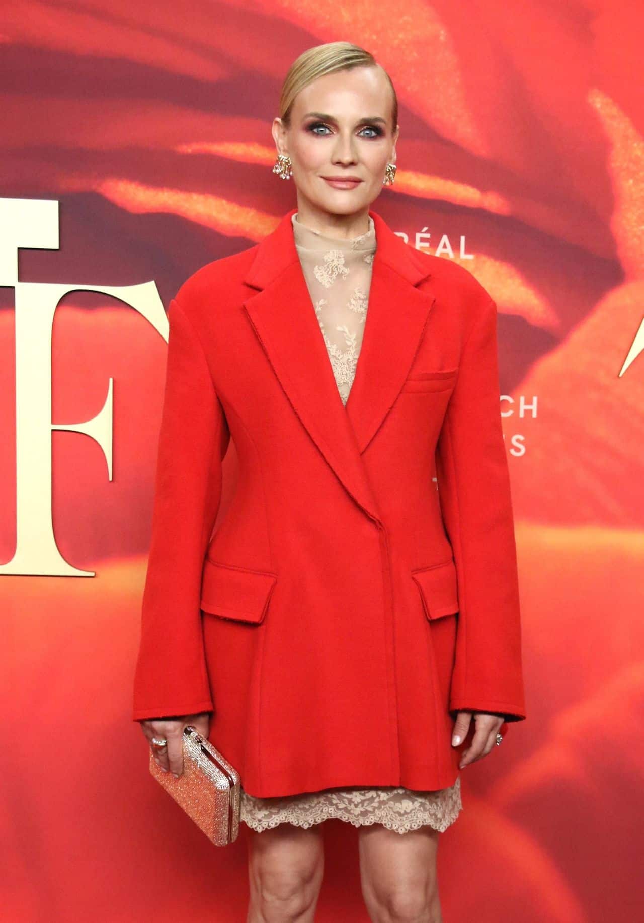 Diane Kruger Radiates Fashion-Forward Glamour at the 2023 Fragrance Awards