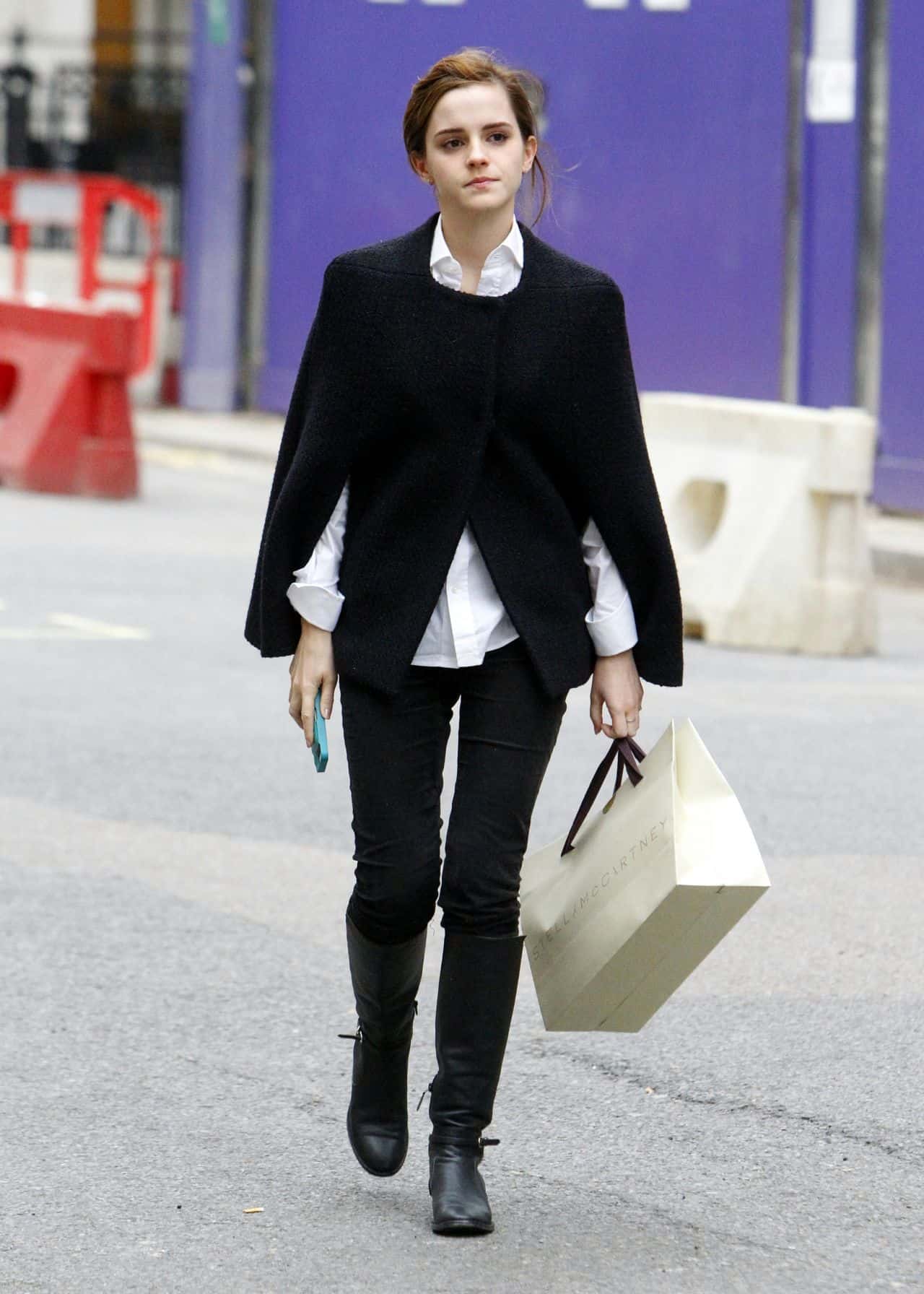 Emma Watson Radiates Confidence and Natural Beauty During Shopping Spree