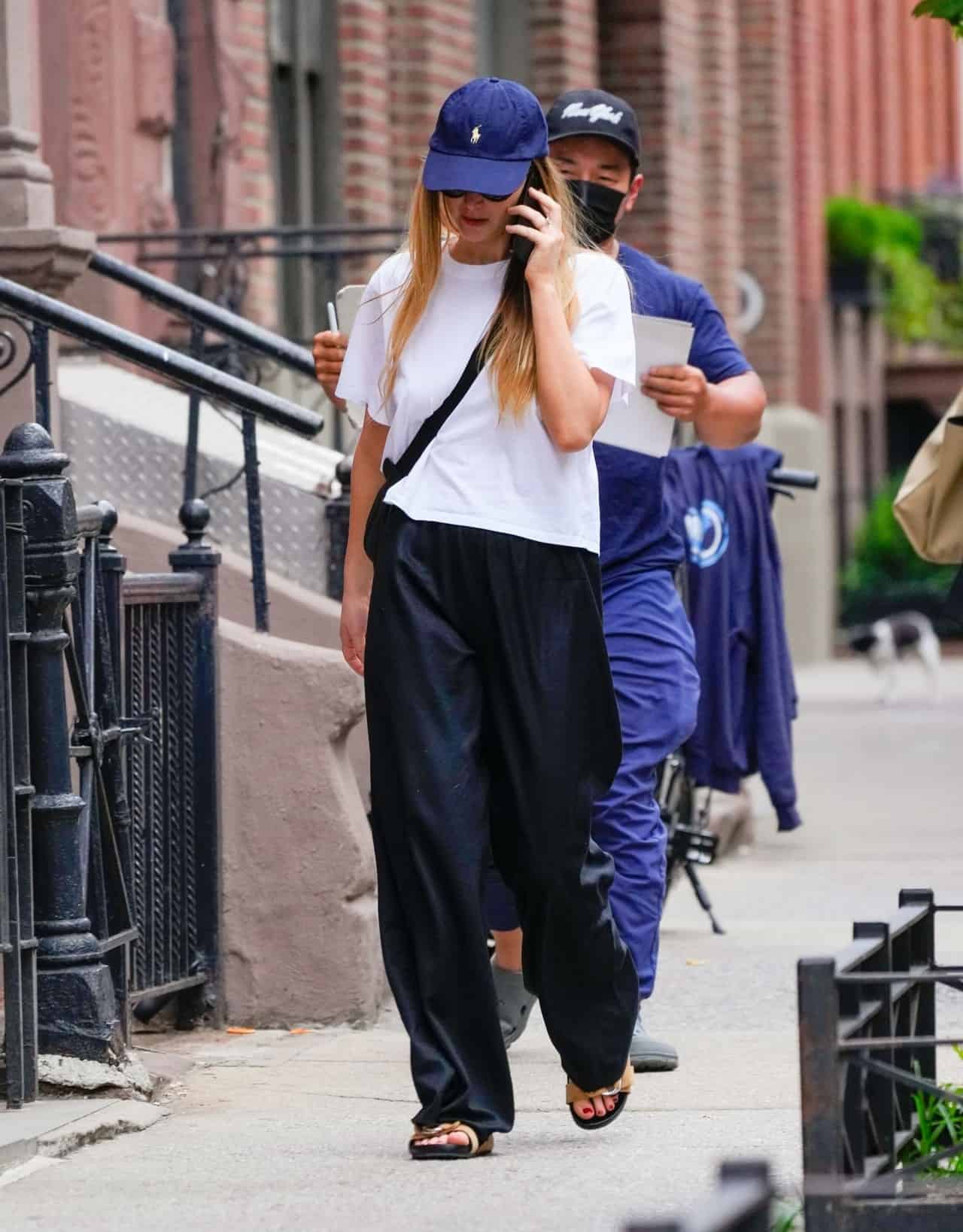 Jennifer Lawrence Exudes Casual Cool in a White T-shirt and Baggy Pants