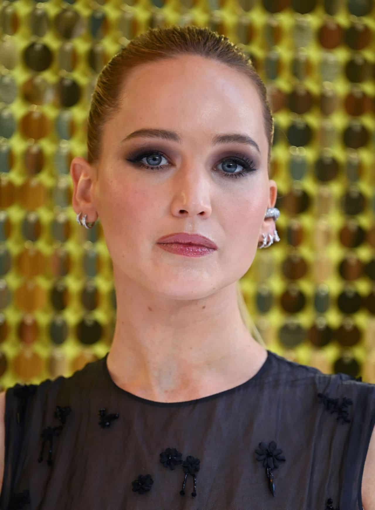 Jennifer Lawrence Wears Dior at "No Hard Feelings" Premiere in London