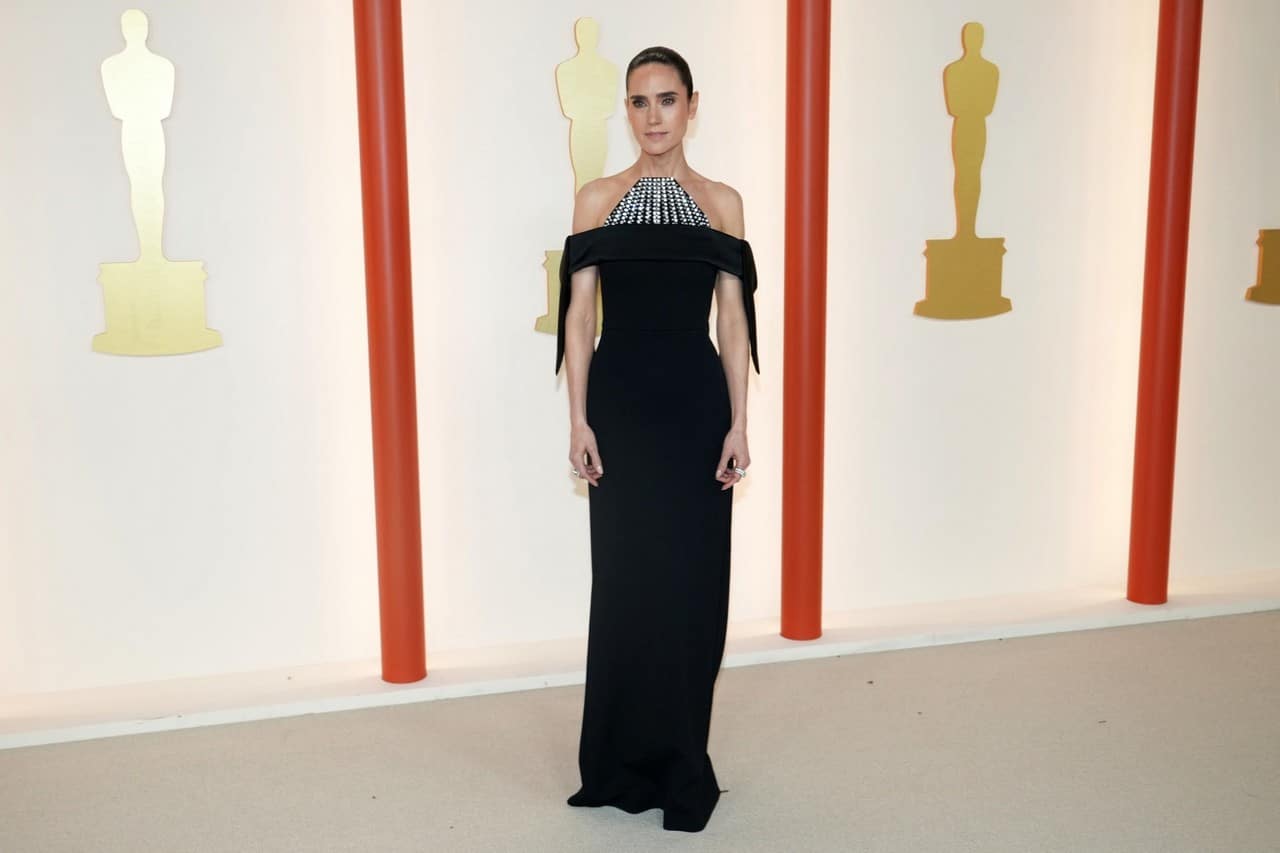Jennifer Connelly Stuns in Louis Vuitton at the 95th Annual Academy Awards